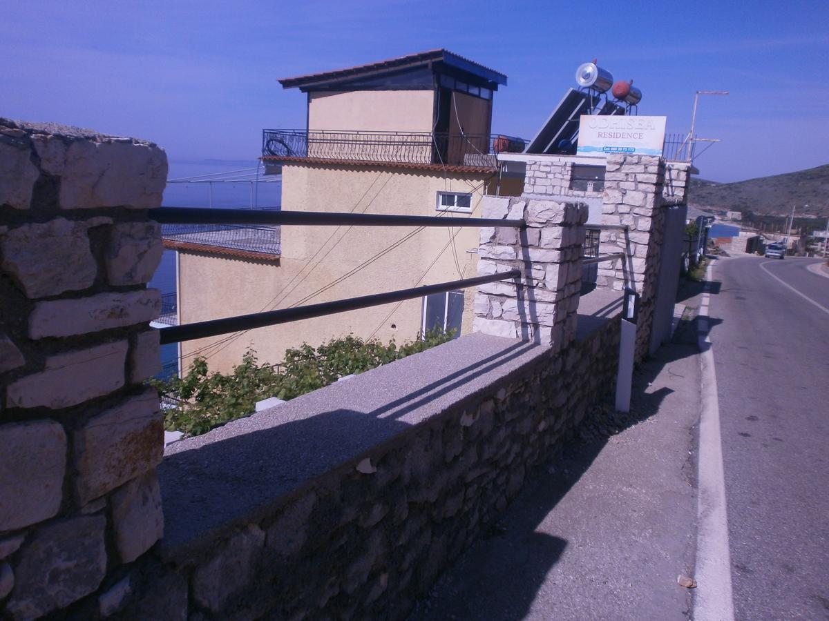 Odhisea Hotel Restaurant ケパロ エクステリア 写真