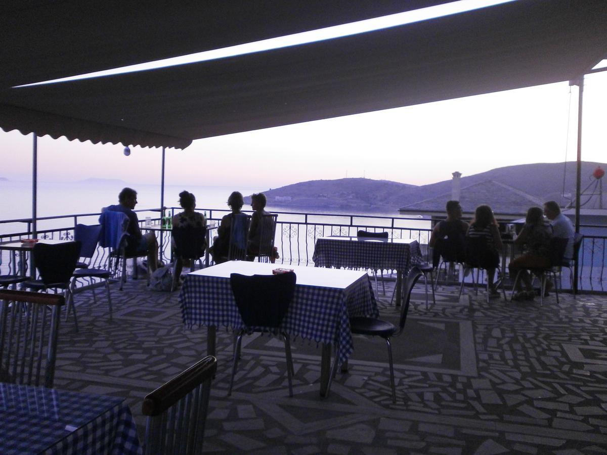 Odhisea Hotel Restaurant ケパロ エクステリア 写真